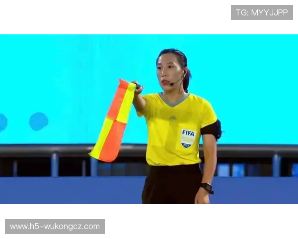 中止比赛的规则是什么？裁判在什么情况下必须终止比赛？