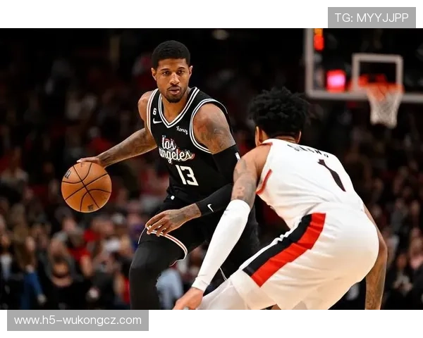 伦纳德较保罗乔治更靠无球切入拉开空间提升进攻效率