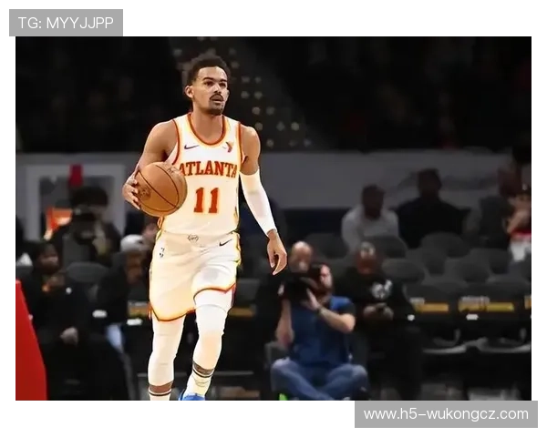 特雷·杨挡拆组织不及库里 更靠突破拉开队友三分空间