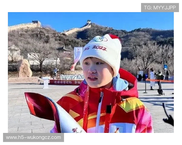 张家齐训练场比夜店还热闹，这投入谁顶得住啊？