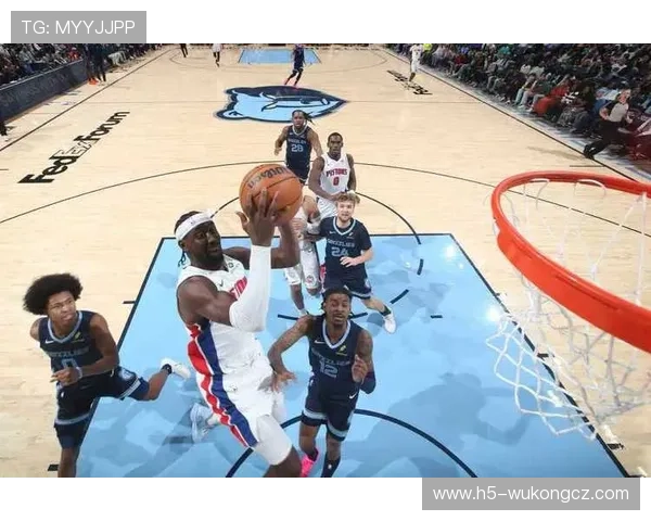 莫兰特以突破造犯规主导攻势比上季助攻得分双增