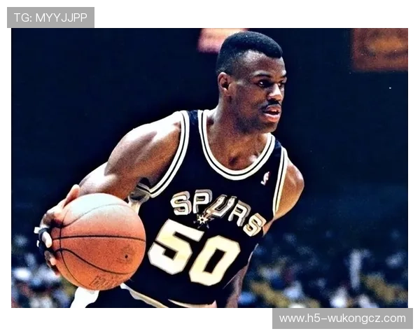 布泽尔高效背身单打拉开内线攻防差异提升球队得分结构